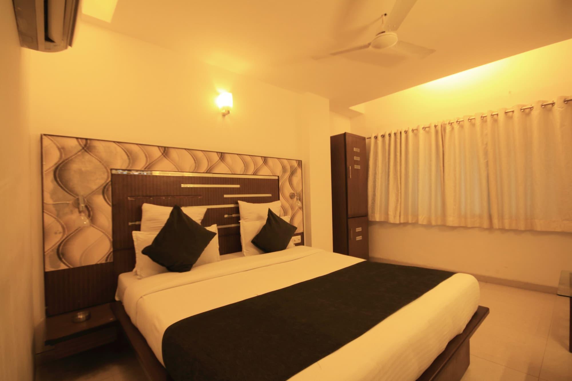 OYO 891 Hotel Kadamb Inn Ahmedabad Exterior foto
