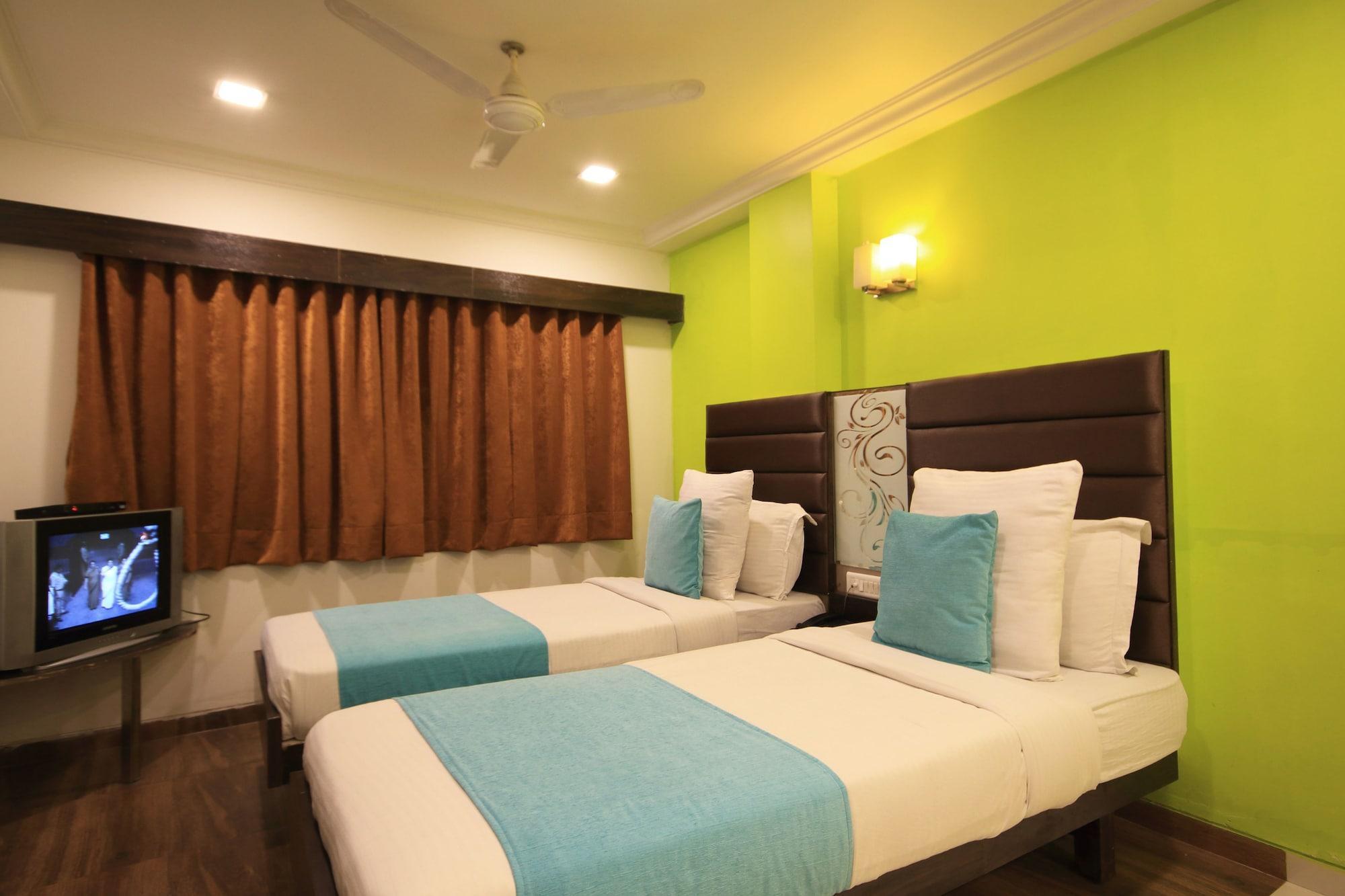 OYO 891 Hotel Kadamb Inn Ahmedabad Exterior foto